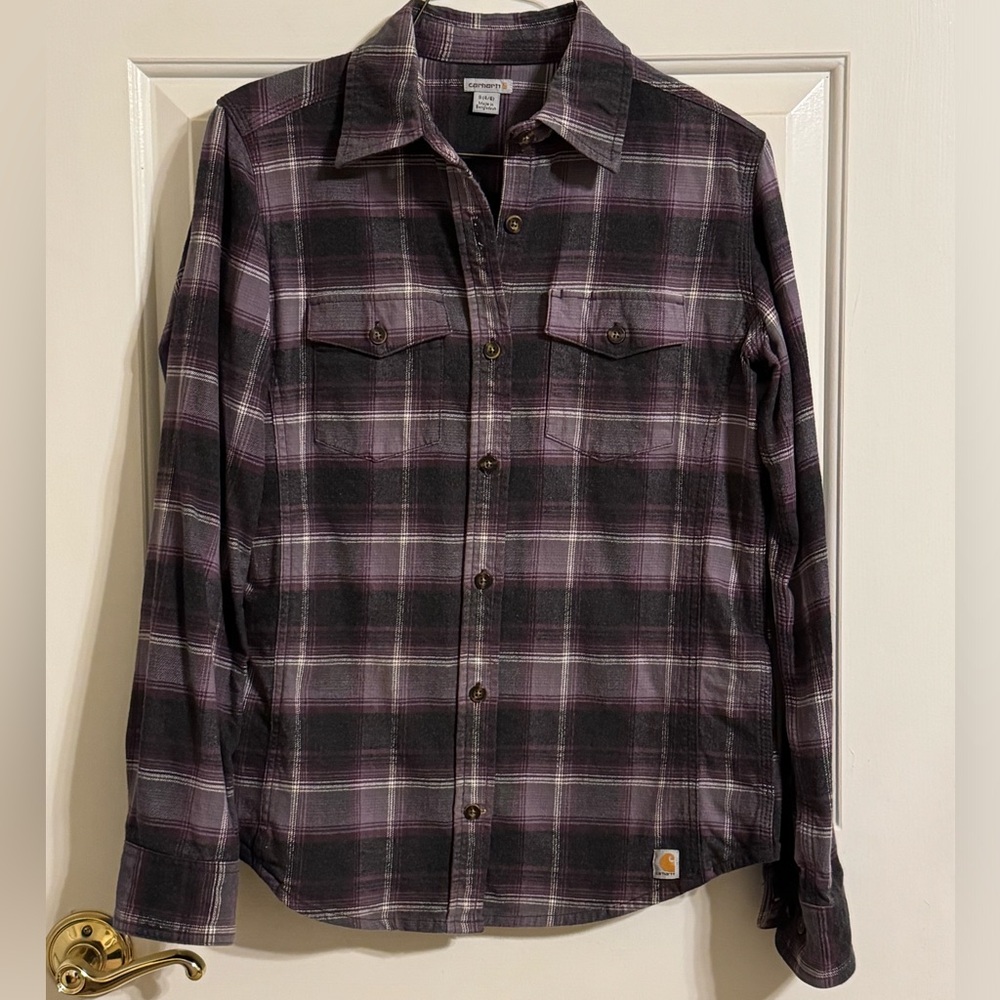 Carhartt ladies flannel shirt. Size S (4/6)